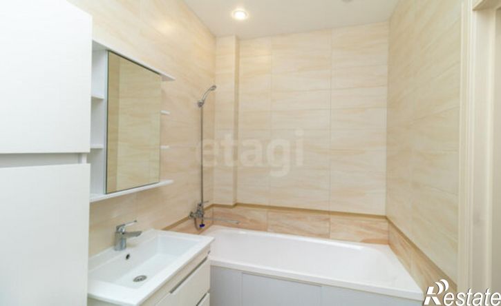 2-комн квартира ул Ветеранов труда, 11 5,  д. 11 5,  к. 5