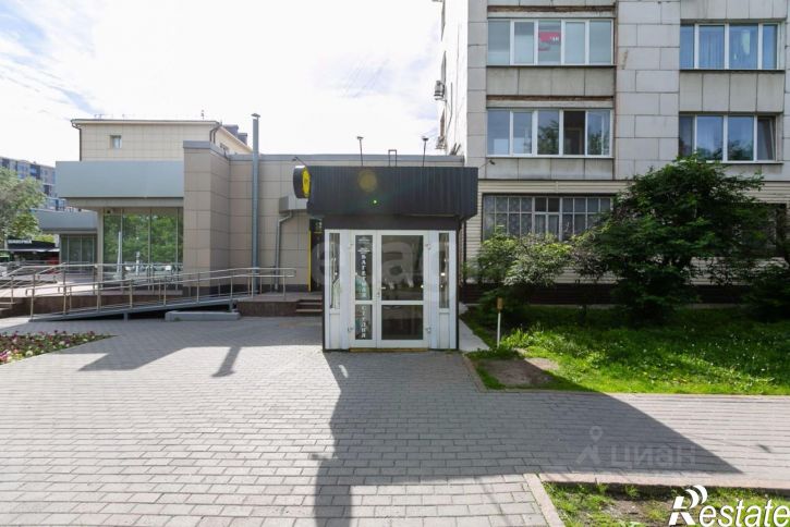 Торговое помещение улица Мориса Тореза, 1,  д. 1