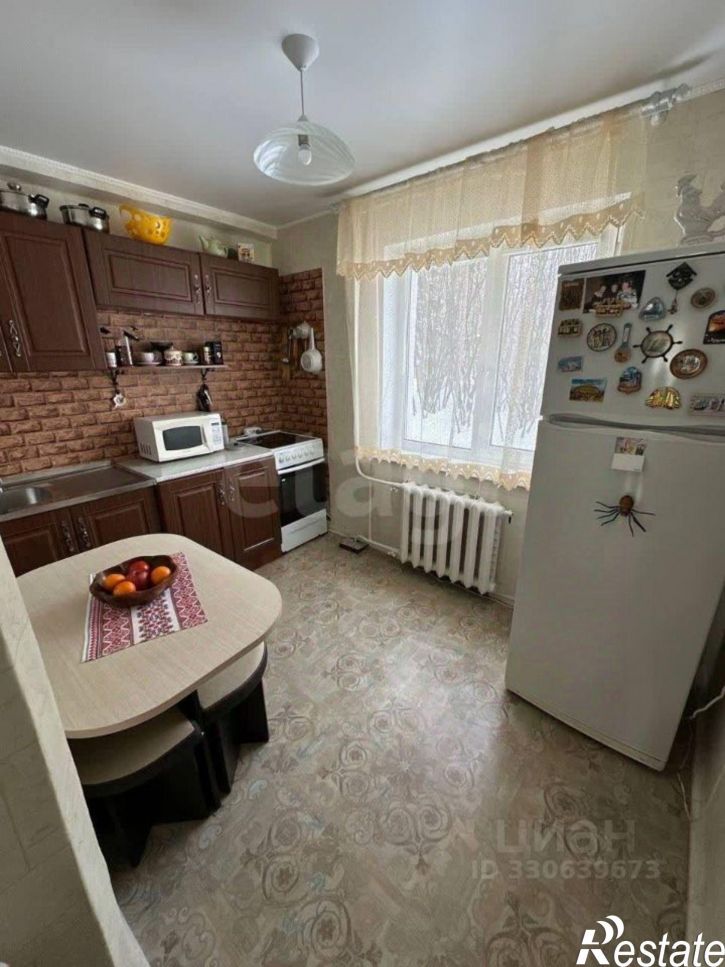3-комн квартира Институтская улица, 4,  д. 4