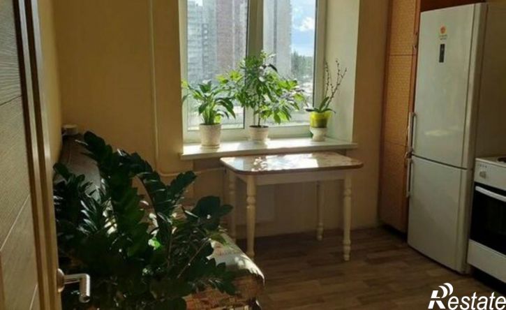 2-комн квартира улица Энергостроителей, 25 к3,  д. 25 к3