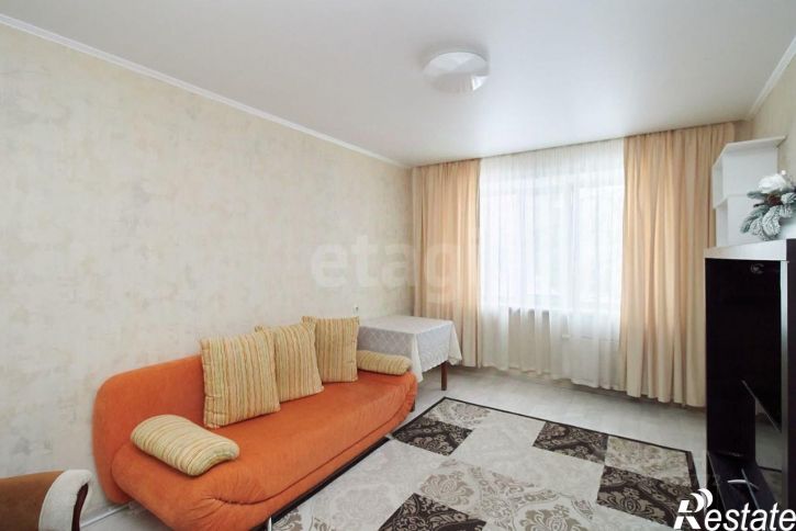 3-комн квартира улица Моторостроителей, 2А,  д. 2А