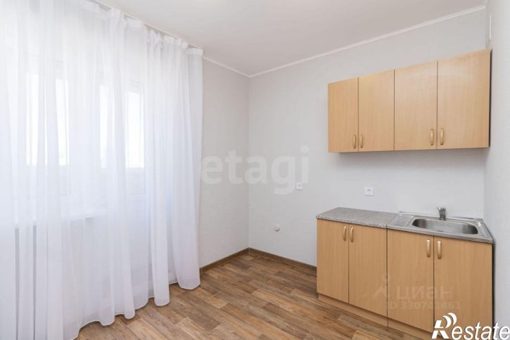 2-комн квартира улица Андрея Бушуева, 4,  д. 4