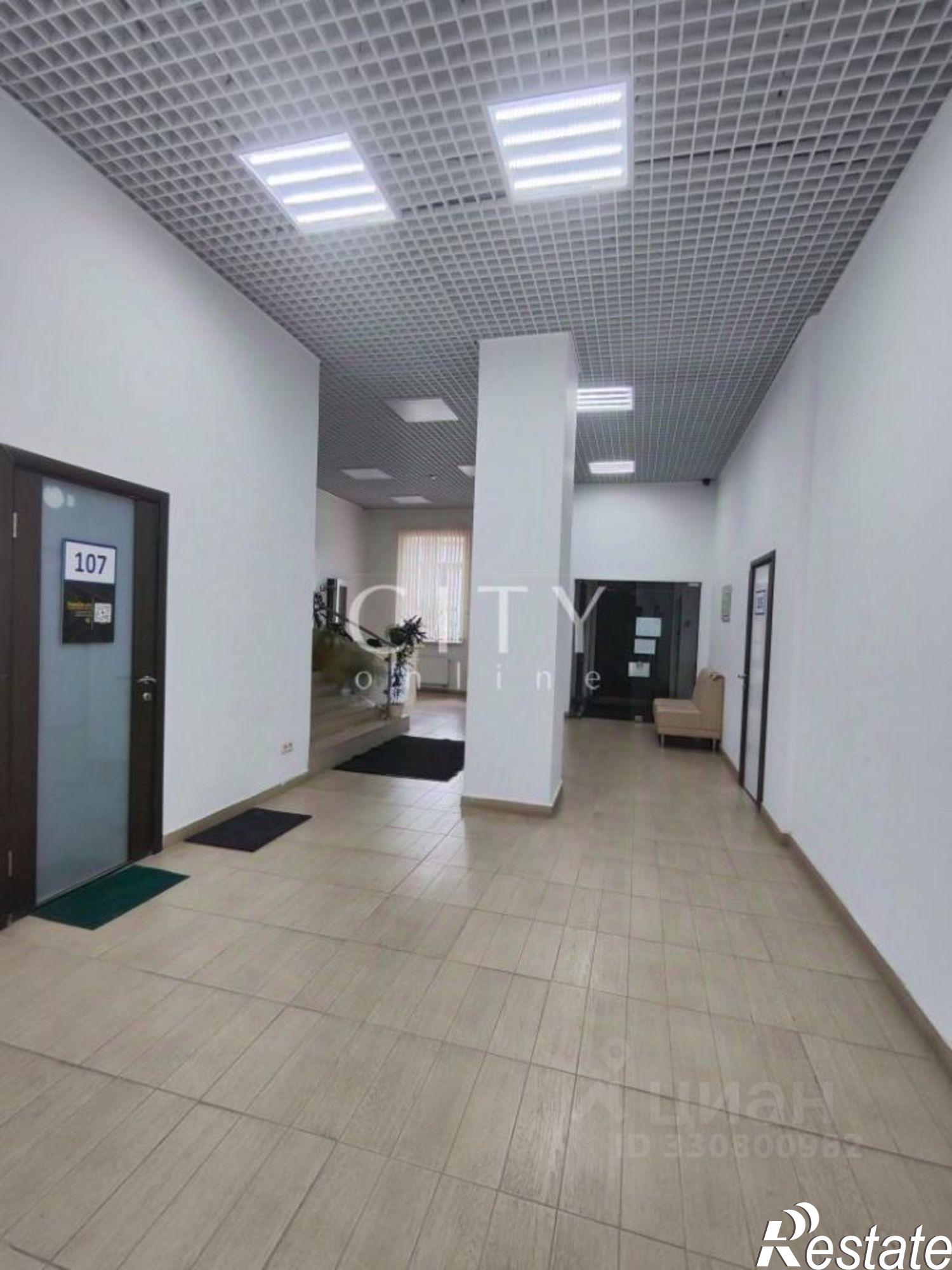Купить ОСЗ, отдельно стоящее здание за 64 958 700 рублей на ул Газовиков, 33