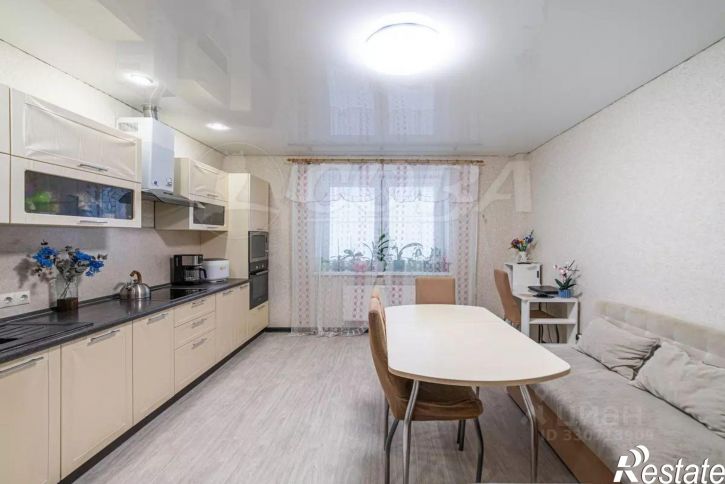 3-комн квартира ул Кремлевская, 112 1,  д. 112 1,  к. 1