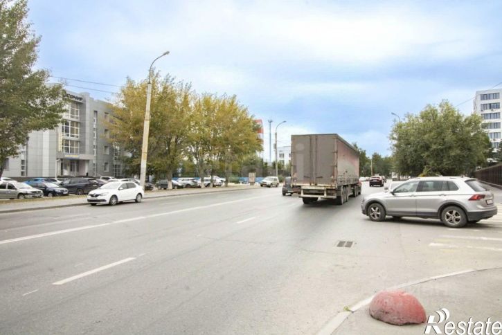 Торговое помещение улица Республики, 252/6,  д. 252/6