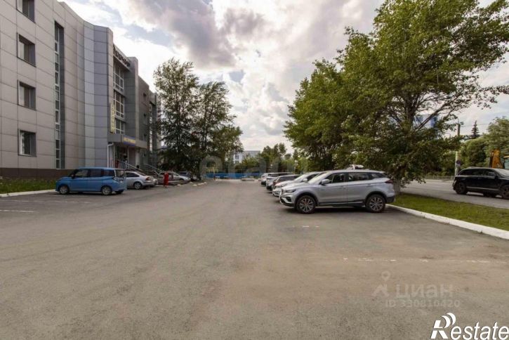 Торговое помещение улица Республики, 252/6,  д. 252/6