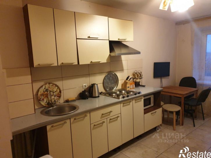 4-комн квартира ул Республики, 10,  д. 10