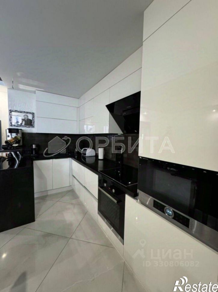 2-комн квартира Кремлёвская улица, 102А,  д. 102А
