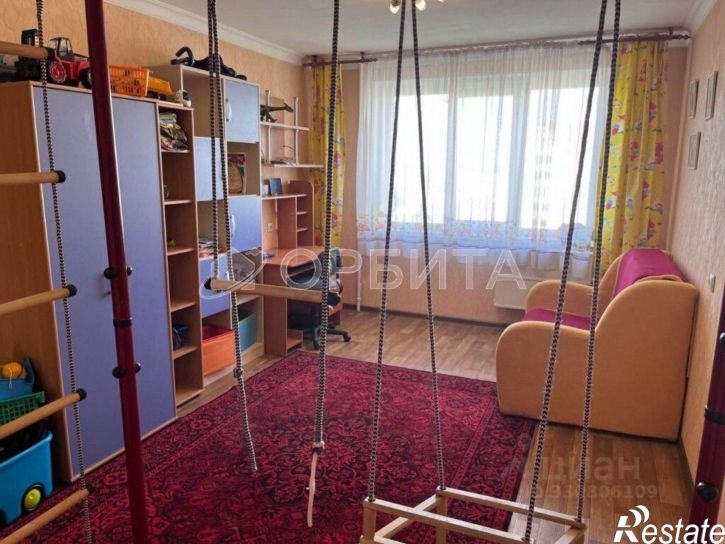 4-комн квартира Майский пр-д, 1,  д. 1