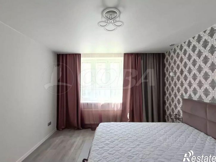 3-комн квартира улица Беляева, 33 к1,  д. 33 к1