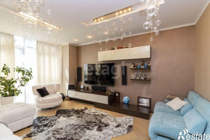 3-комн квартира улица Максима Горького, 68 к1,  д. 68 к1