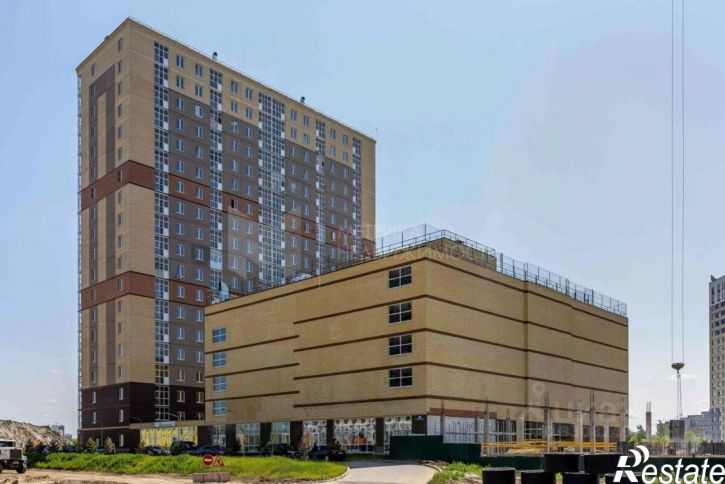 1-комн квартира улица Защитников Отечества, 42,  д. 42