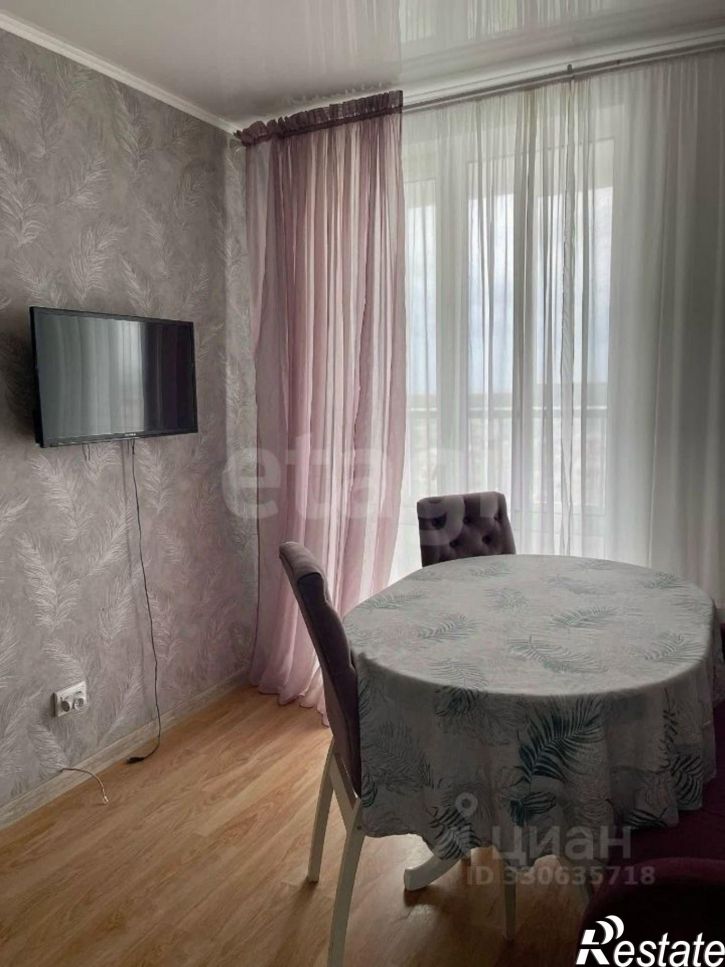 1-комн квартира улица Александра Протозанова, 10,  д. 10