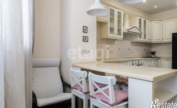 3-комн квартира улица Малыгина, 90,  д. 90