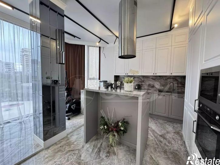 3-комн квартира улица Максима Горького, 53 к1,  д. 53 к1