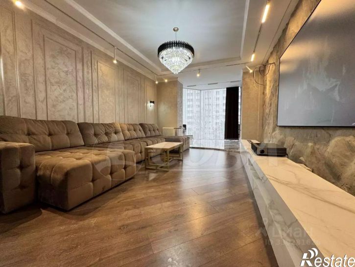 3-комн квартира улица Максима Горького, 53 к1,  д. 53 к1