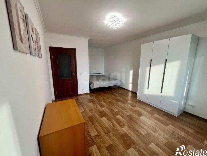 1-комн квартира улица Эрвье, 10/1,  д. 10/1