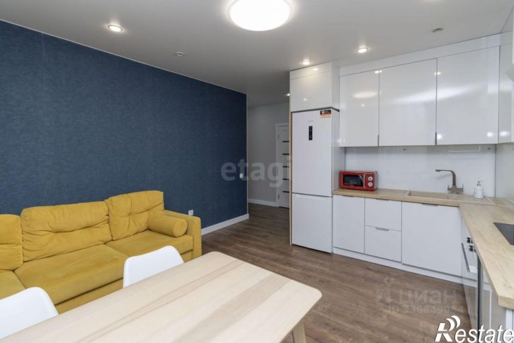 2-комн квартира ул Мельникайте, 38 1,  д. 38 1,  к. 1
