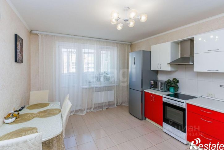 3-комн квартира Кремлёвская улица, 110 к1,  д. 110 к1