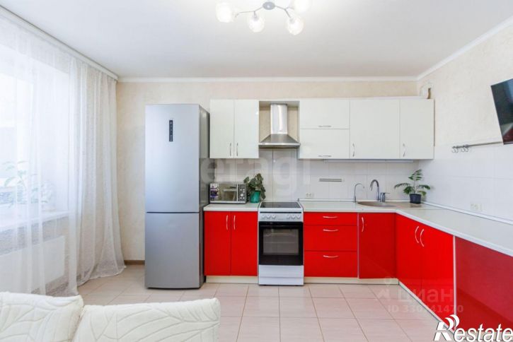 3-комн квартира Кремлёвская улица, 110 к1,  д. 110 к1