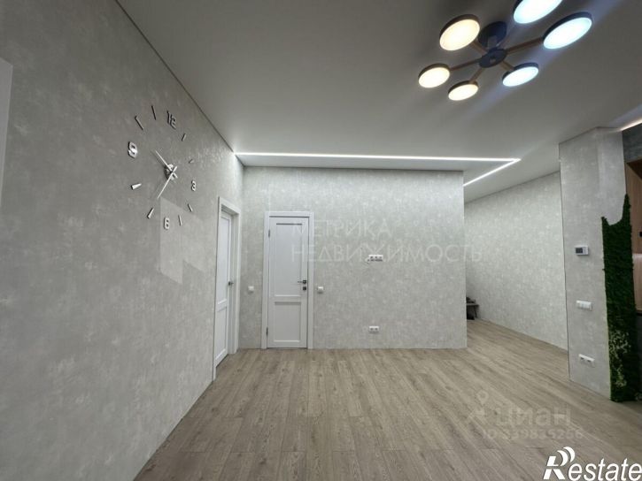 2-комн квартира ул Стройотрядовская, 10,  д. 10
