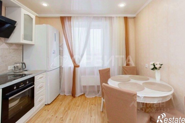 2-комн квартира Широтная улица, 25,  д. 25