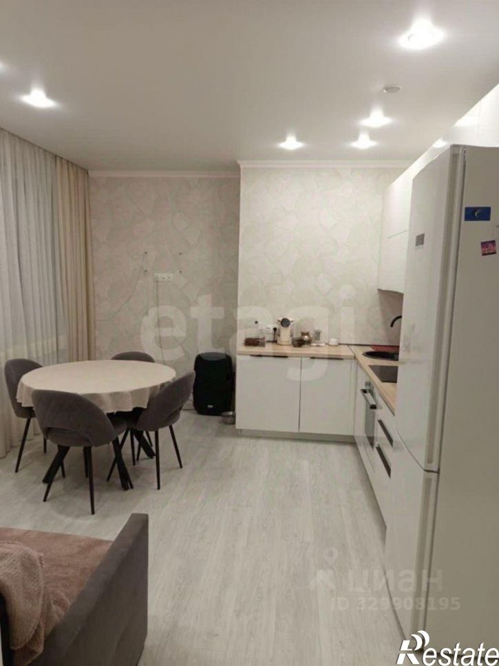 3-комн квартира улица Фармана Салманова, 26,  д. 26