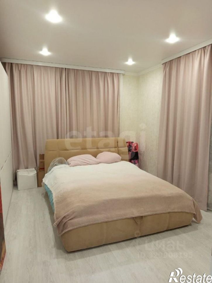 3-комн квартира улица Фармана Салманова, 26,  д. 26