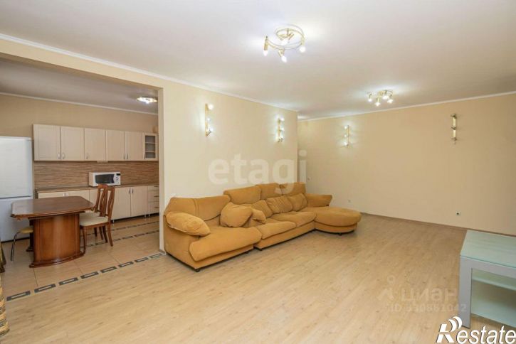 3-комн квартира ул Грибоедова, 13 3,  д. 13 3,  к. 3