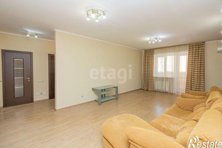 3-комн квартира ул Грибоедова, 13 3,  д. 13 3,  к. 3