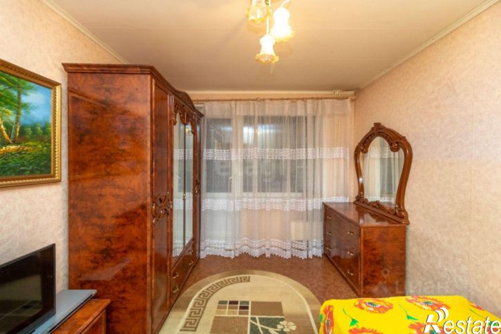3-комн квартира ул Газовиков, 8,  д. 8