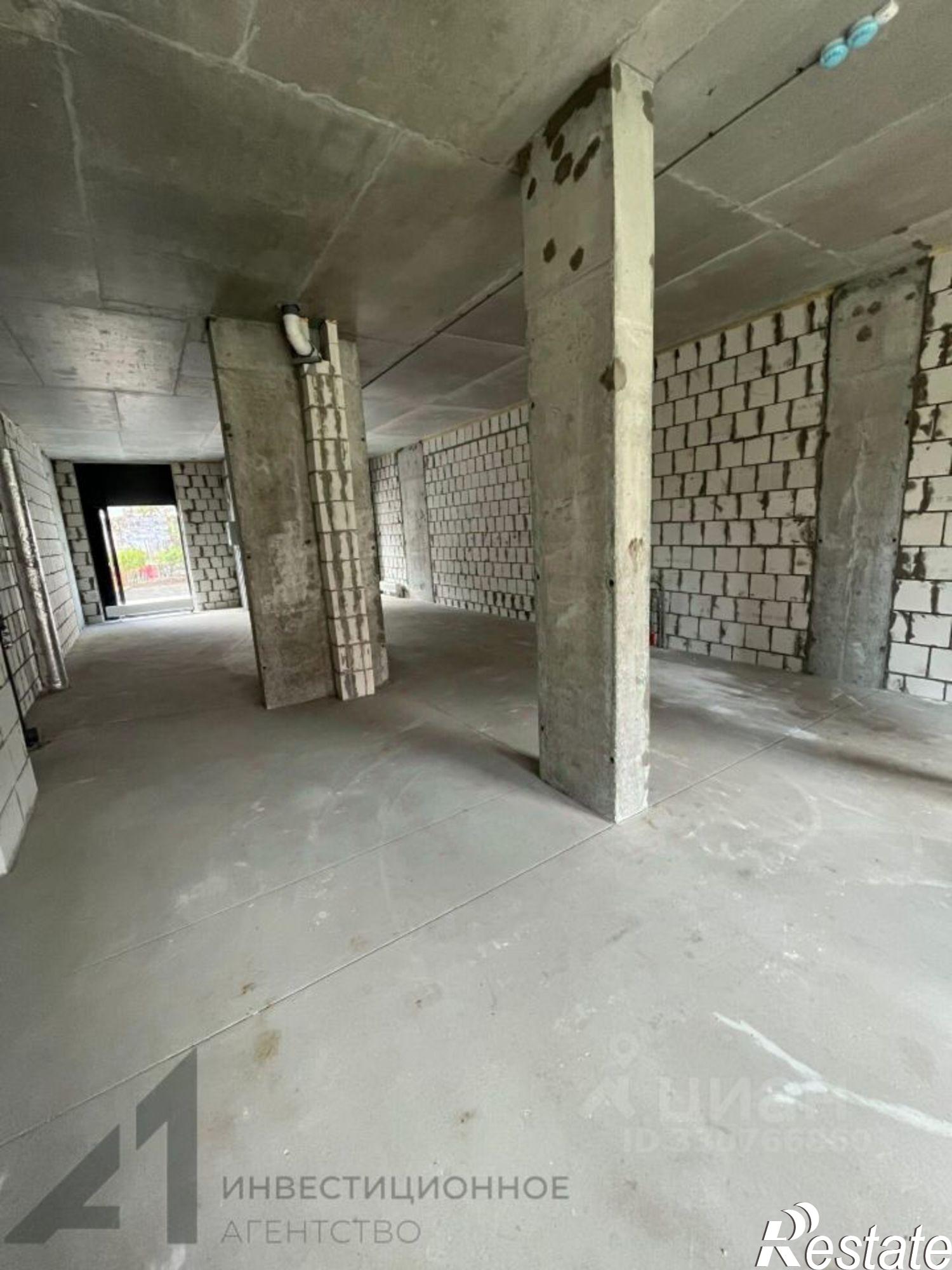 Купить торговое помещение за 9 479 400 рублей на город Тюмень