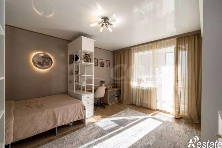 3-комн квартира улица Прокопия Артамонова, 5,  д. 5