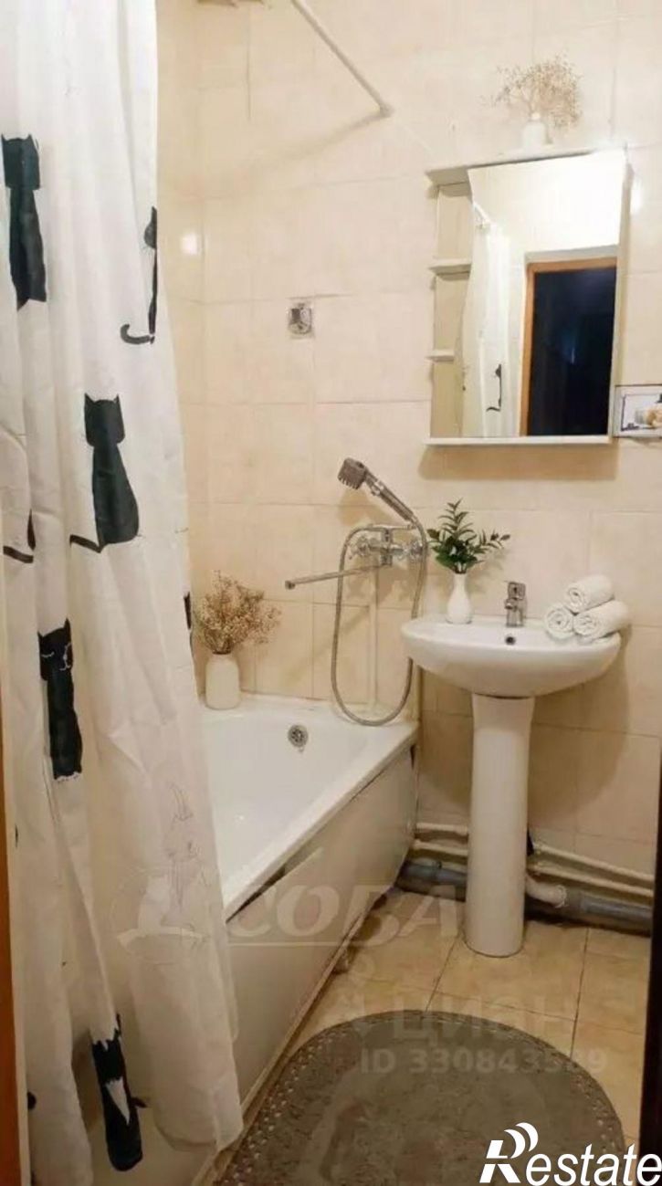 3-комн квартира улица Николая Ростовцева, 20,  д. 20