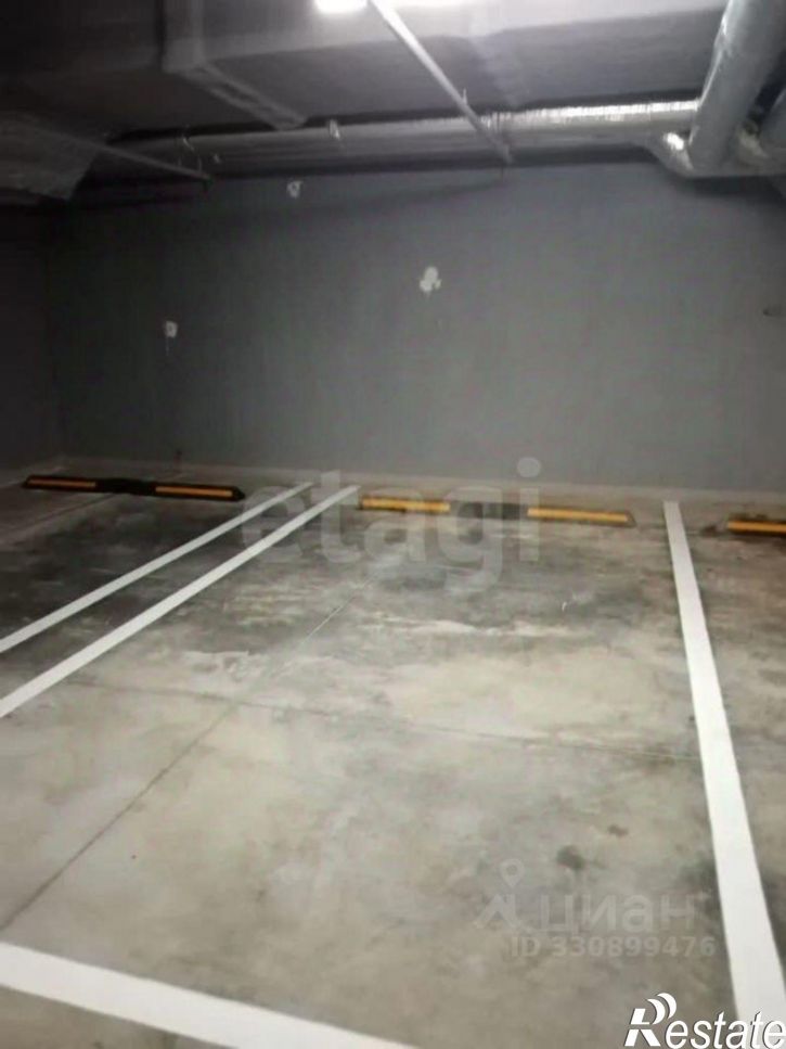 Гараж/парковка улица Евгения Войнова, 3 к2,  д. 3 к2