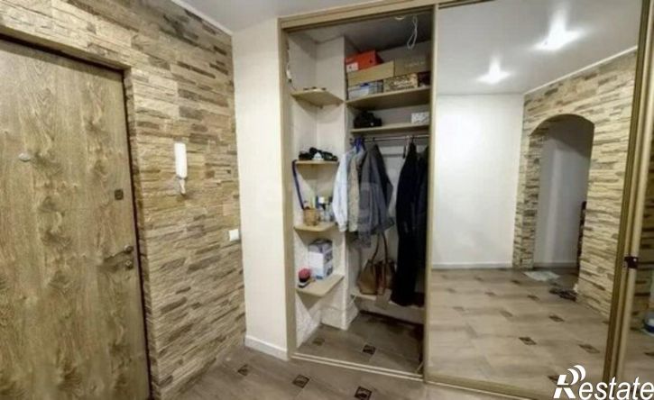 3-комн квартира улица Николая Семёнова, 25,  д. 25