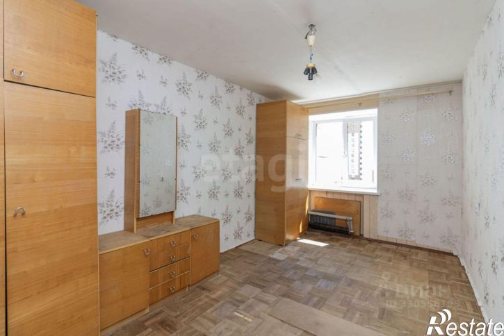 3-комн квартира ул Домостроителей, 4а,  д. 4а
