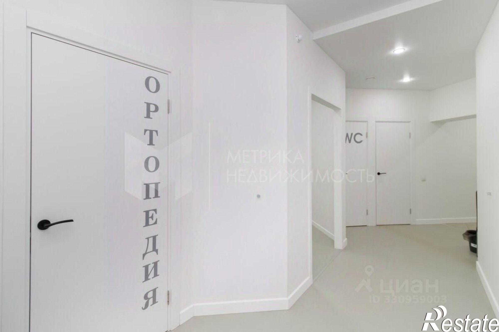 Купить торговое помещение за 20 468 100 рублей на улица Дмитрия Менделеева, 7