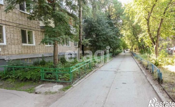 2-комн квартира пр-д Геологоразведчиков, 4,  д. 4