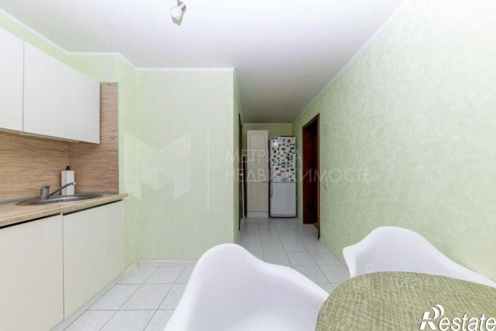 2-комн квартира ул Муравленко, 15а,  д. 15а