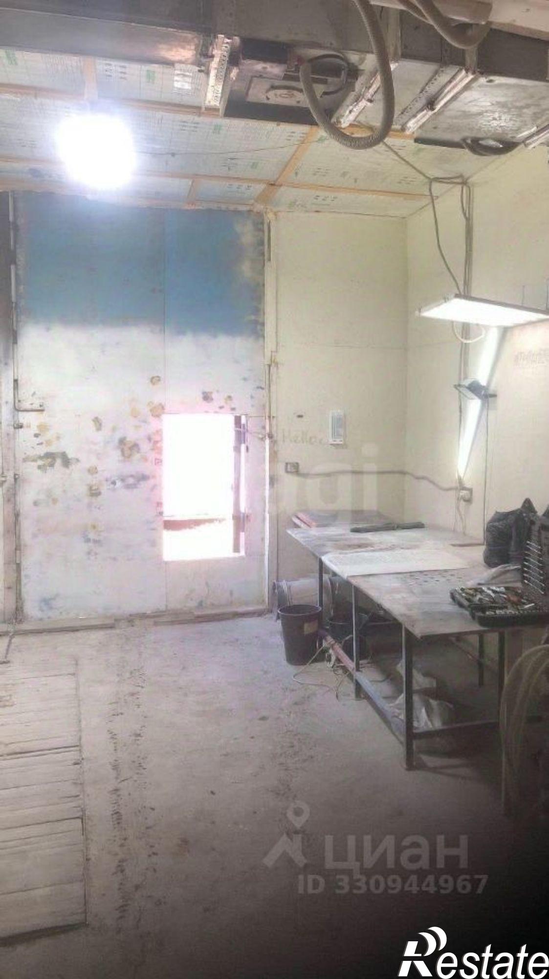 Купить гараж, место в паркинге за 2 430 600 рублей на Дамбовская улица, 1