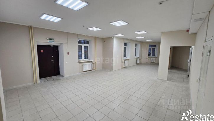 Торговое помещение Полевая улица, 27/2,  д. 27/2