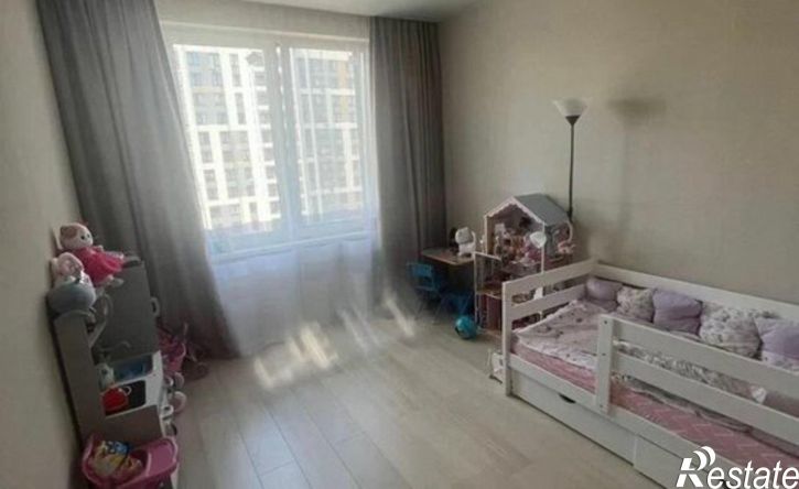 3-комн квартира улица Александра Протозанова, 4,  д. 4
