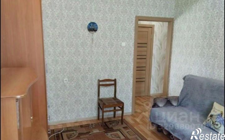 2-комн квартира ул 8 Августа, 49,  д. 49