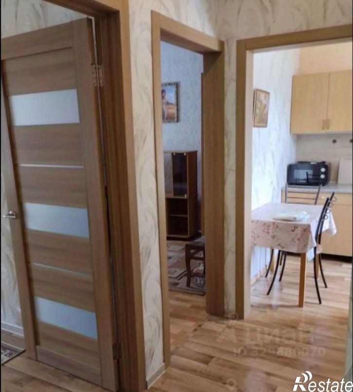 2-комн квартира ул 8 Августа, 49,  д. 49