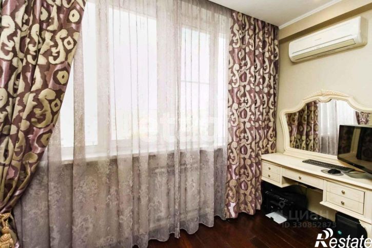 4-комн квартира улица Ленина, 38,  д. 38