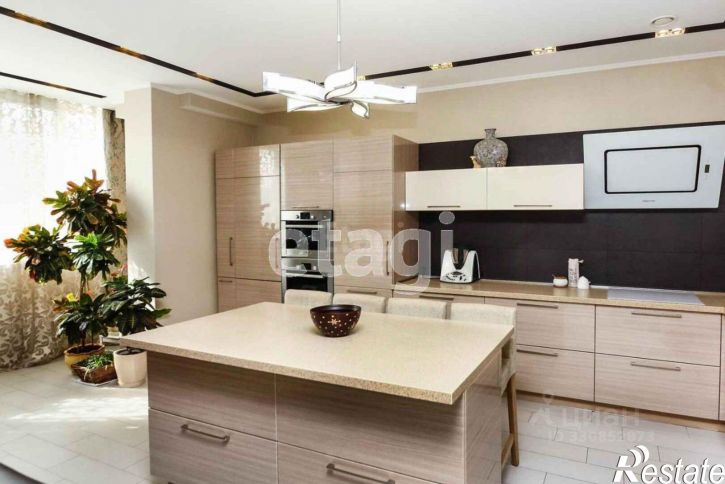 4-комн квартира улица Ленина, 38,  д. 38