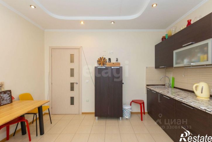 3-комн квартира Пражская улица, 49 к3,  д. 49 к3