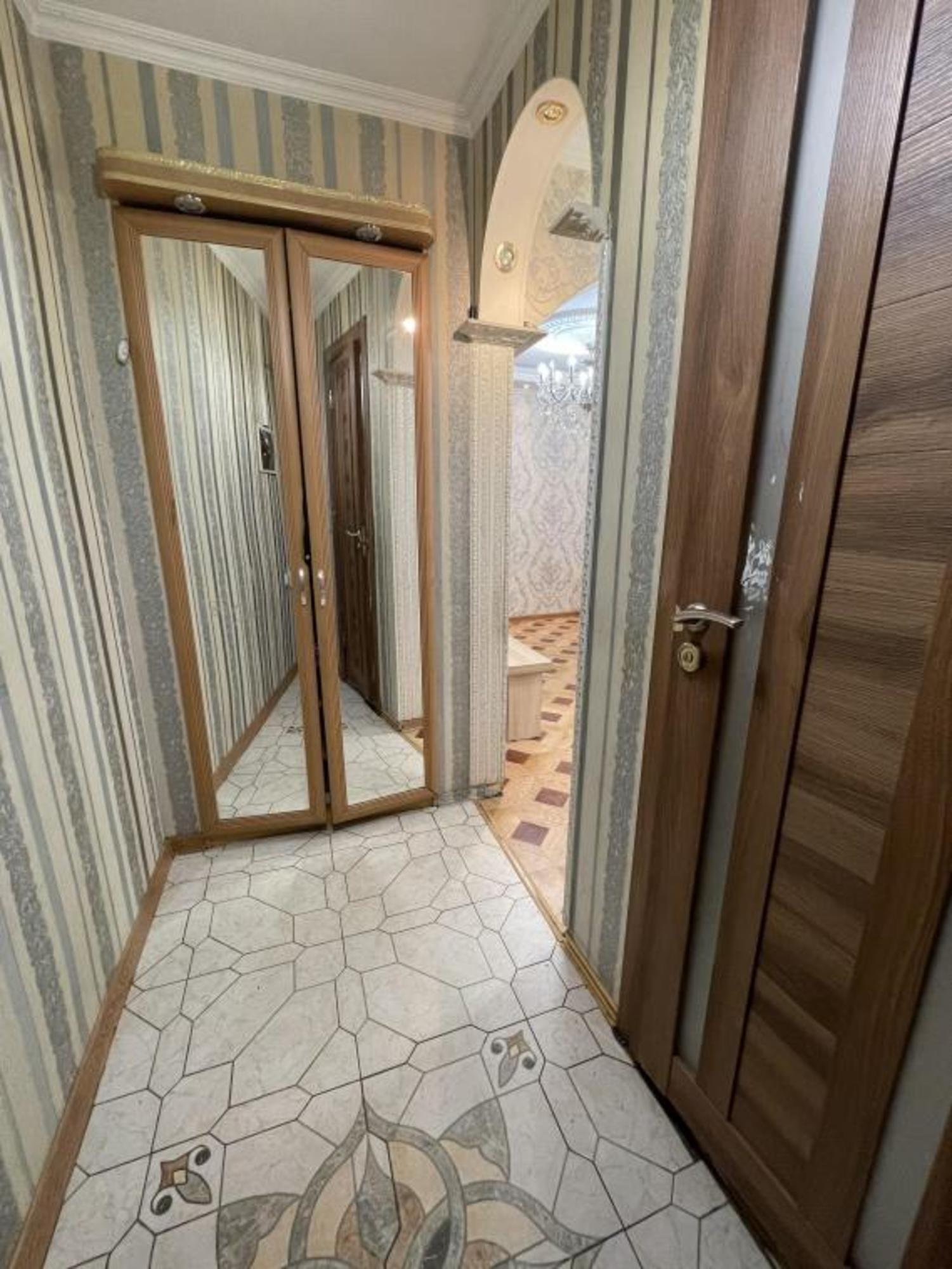 Купить квартиру за 5 000 000 рублей на Республики, 169