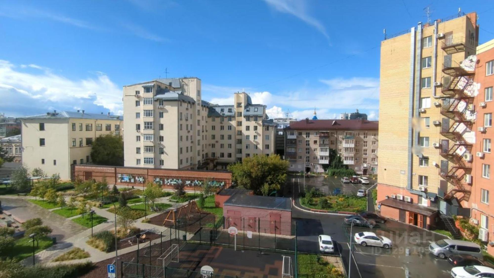 Купить квартиру за 10 300 000 рублей на Челюскинцев, 30